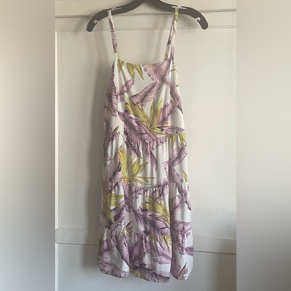 Loft Paradise Tiered Mini Dress. Pre-Owned. - Picture 4 of 8